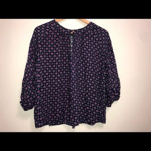 Sleeve blouse